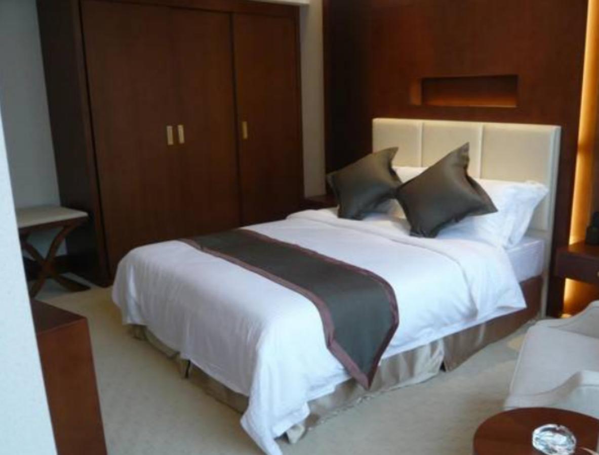 Noble Center Hotel Shanghai Exterior photo